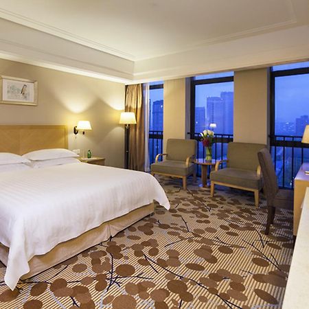 Highton Hotel Shanghaj Zewnętrze zdjęcie
