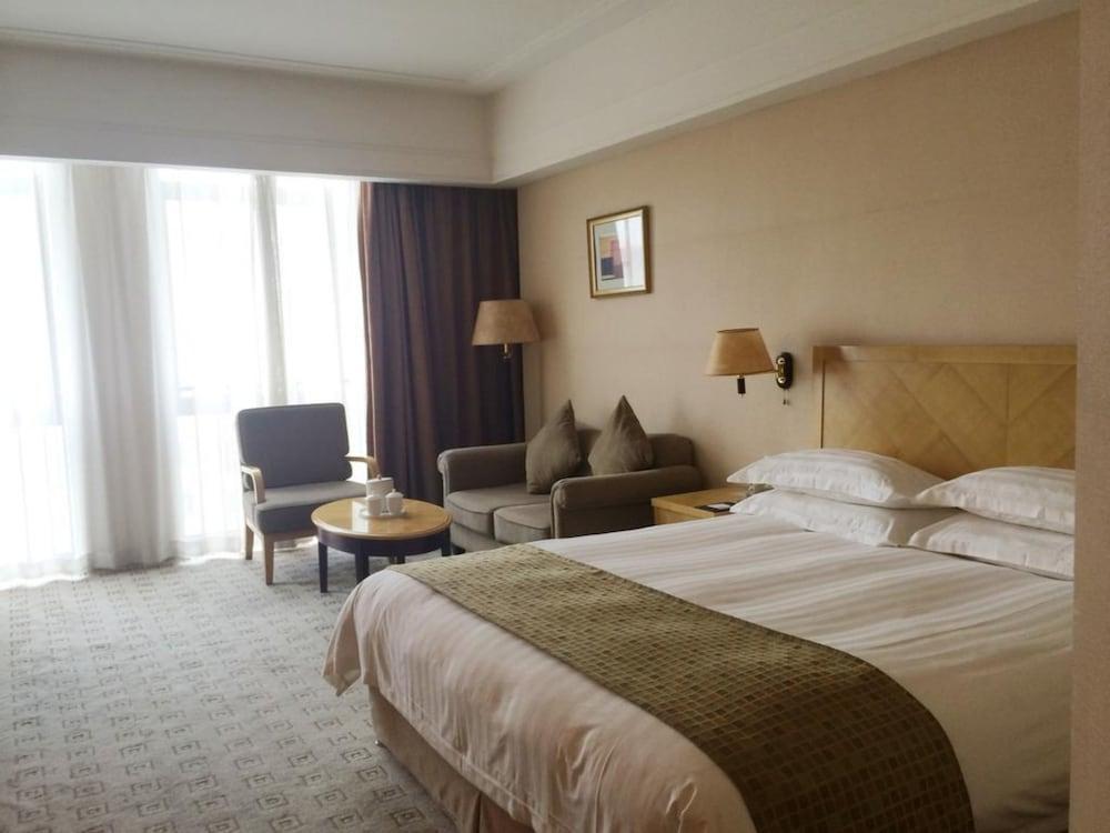 Highton Hotel Shanghaj Zewnętrze zdjęcie