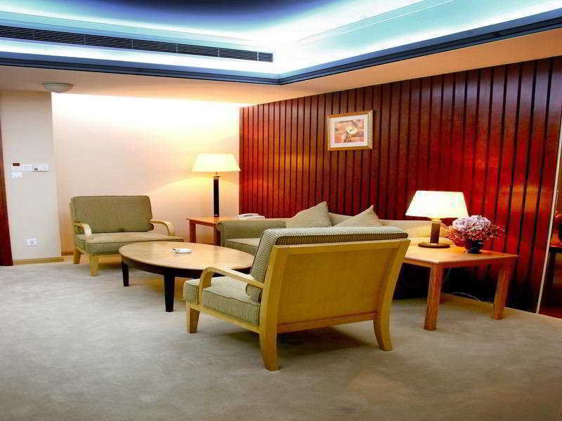 Highton Hotel Shanghaj Zewnętrze zdjęcie