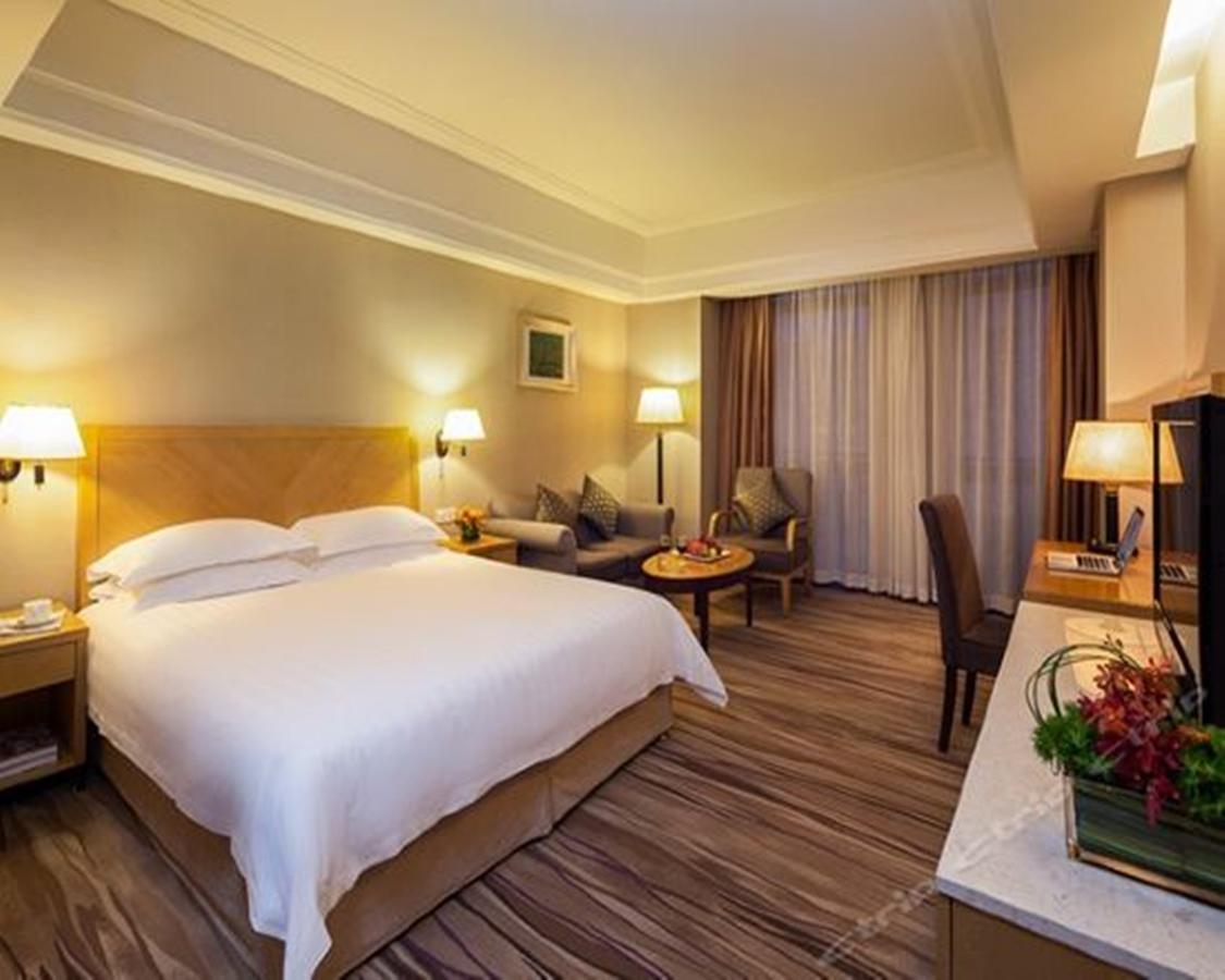 Highton Hotel Shanghaj Zewnętrze zdjęcie